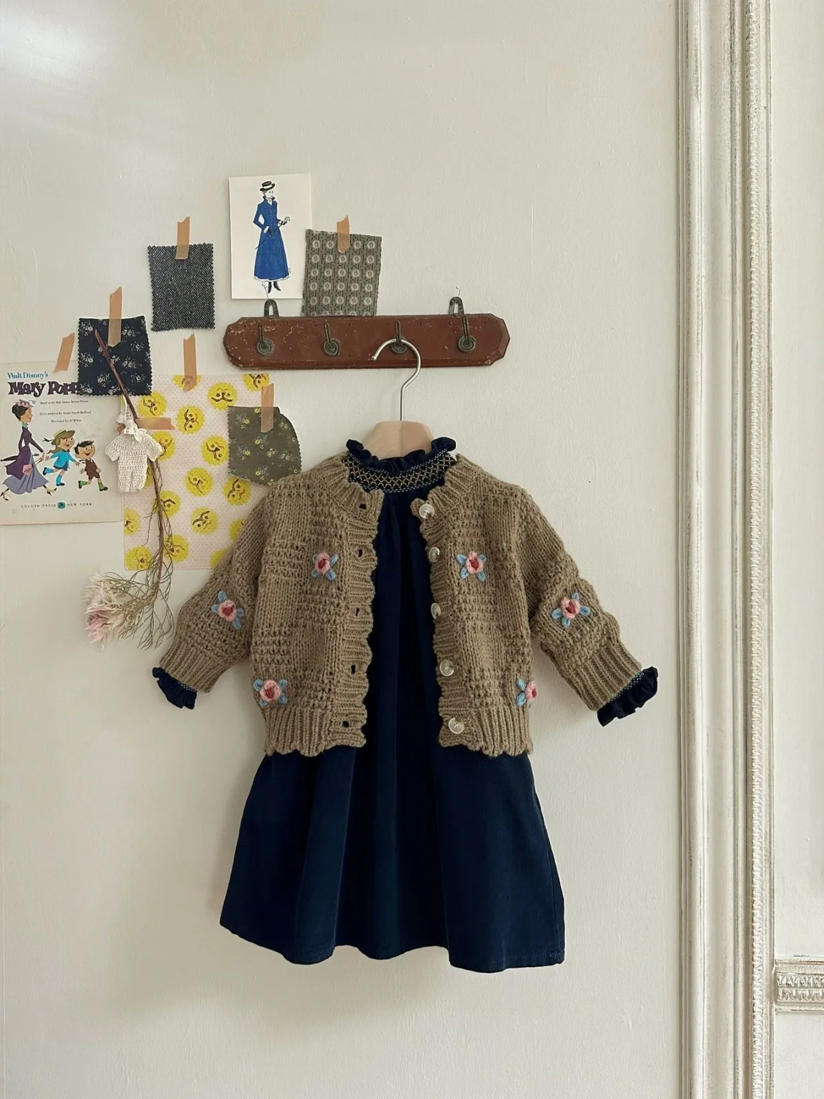 2026 Spring New Baby Long Sleeve Sweater Coat Girls Cute Flower Knitted Cardigan Cotton Boys Casual Jacket Toddler Clothes