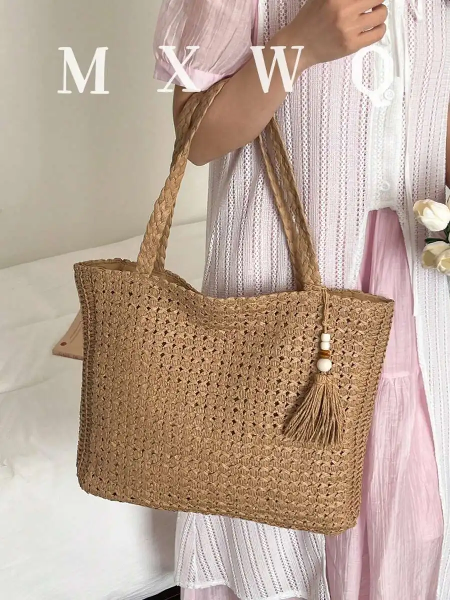 

Straw Tote Bag Large Capacity Beach Handbag Women Casual Summer Vacation Bag With Tassel