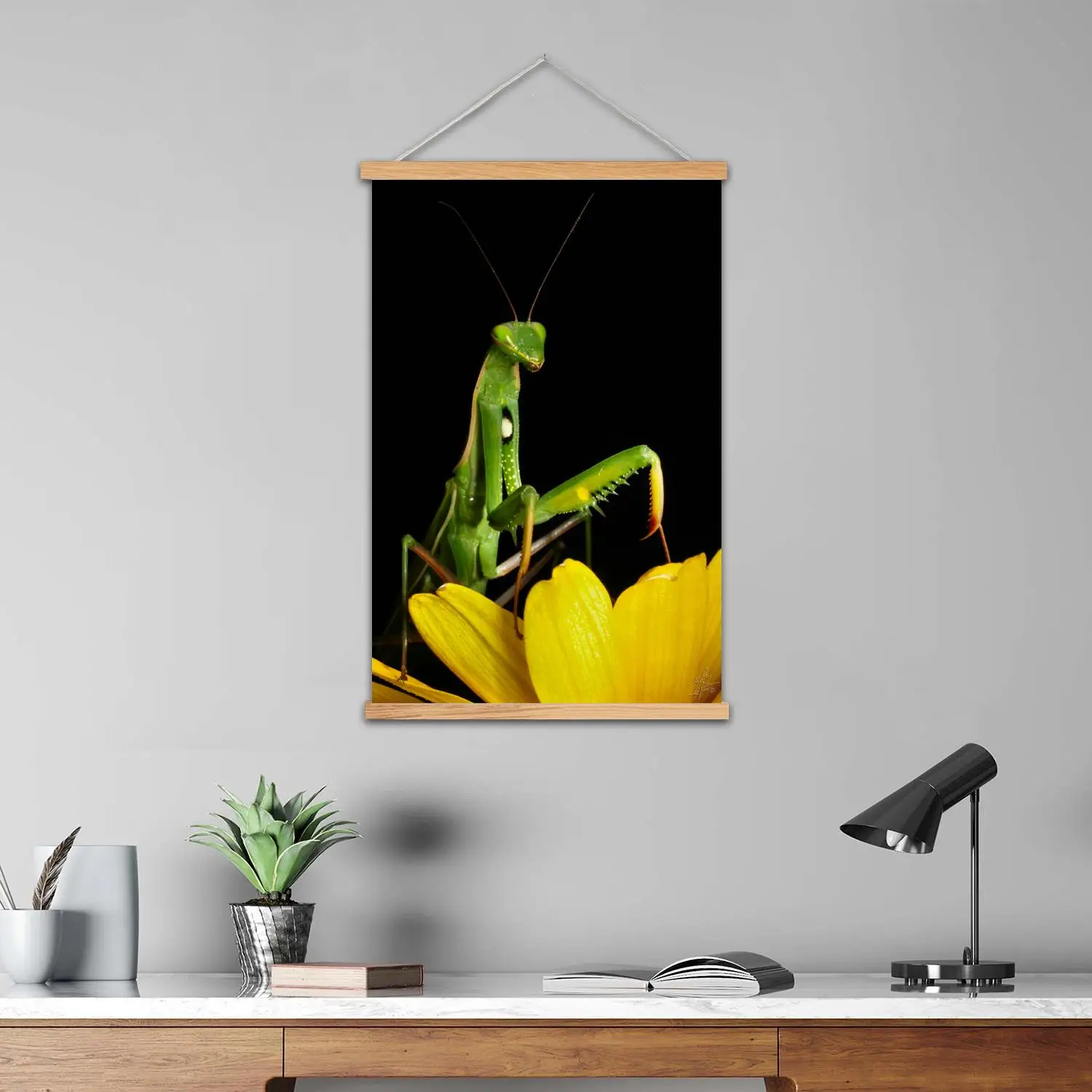 Praying Mantis Framed Wall Painting Canvas Art Poster and Wall Art,  Modern Family Bedroom Decor,Decorative painting