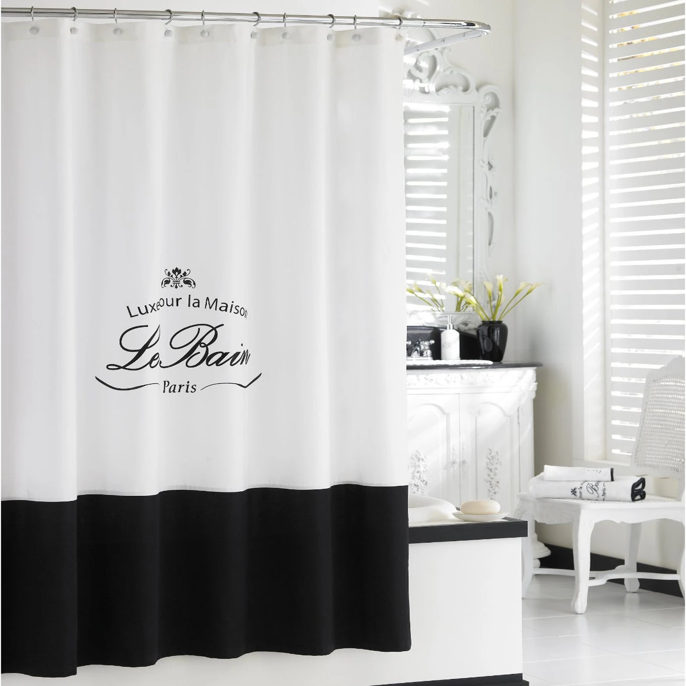Le Bain White and Black Polyester Waterproof Fabric Fresh Printed Decorative Farmhouse Shower Curtain