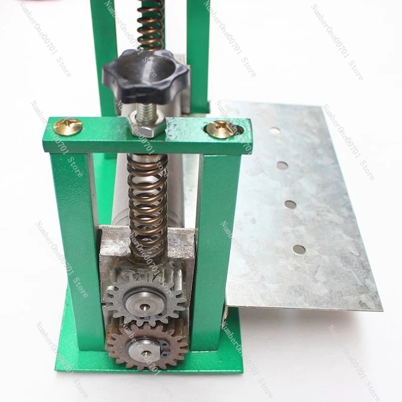 

Manual Leather Stripping Machine - Hand Crank Strap Puller, Glue Press & Edge Compression Tool for Leather Craft