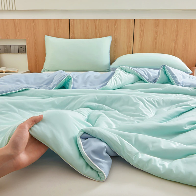 

Solid Color Cooling Summer Quilt Soft Skin Friendly Breathable Thin Blanket Lightweight Washable King Air Conditioner Comforter