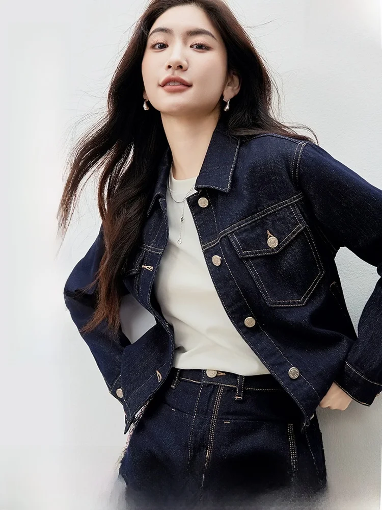 

Non-Fading Short Denim Jacket Women's Spring 2026 Fashion Versatile Long Sleeve Top Cotton Polyester Blend Loose Fit