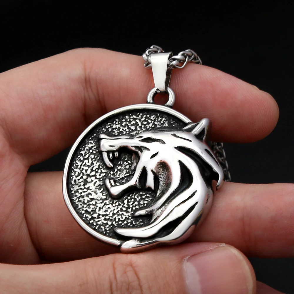 

316L Punk Vintage Viking Wolf Amulet Pendant Stainless Steel Nordic Animal Necklace For Men Women Jewelry Gifts Dropshipping