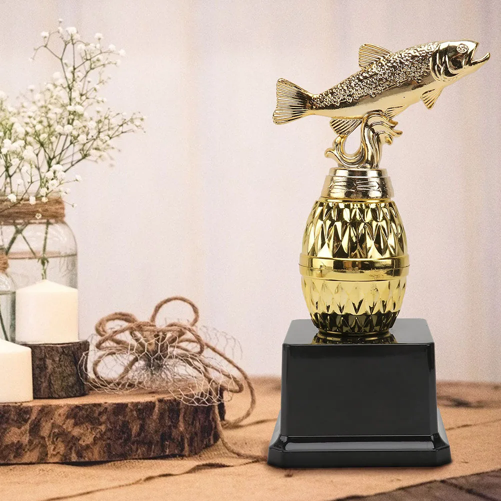 

2pcs Fish Shaped Kids Reward Trophy School Rewarding Supply Kids Award Trophy Plastic Reward Prize For Children Parties
