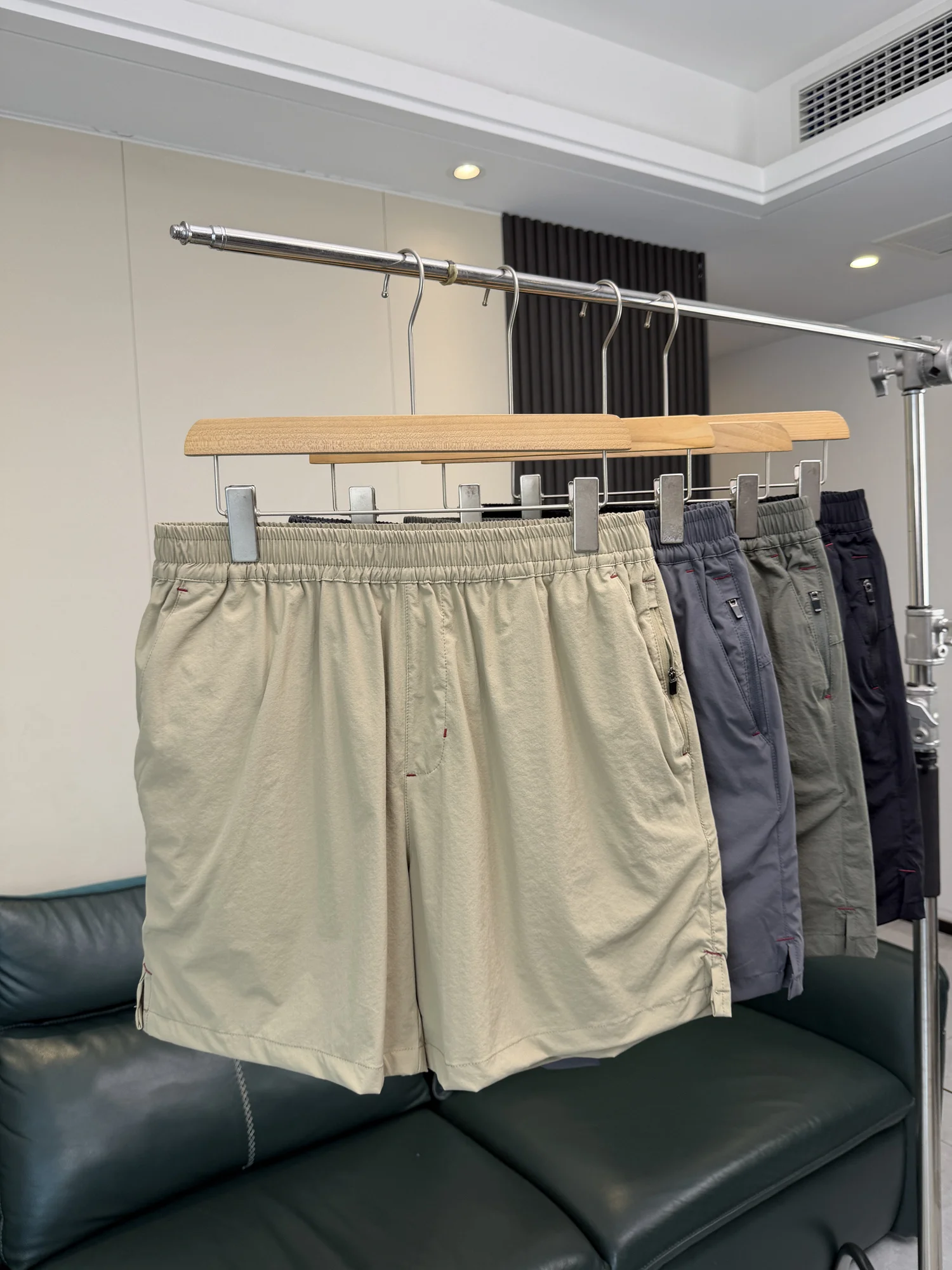Lightweight Outdoor Shorts Quick Dry Sweat Absorbent Men's Summer Thin Breathable Comfortable Sporty Casual Shorts Trendy