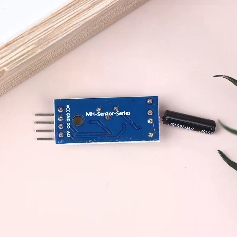 Picture 5: 1/3/5Pcs Vibration Sensor Module SW-1801P Switch Alarm Module High-sensitivity Normally Open Vibration Switch Module