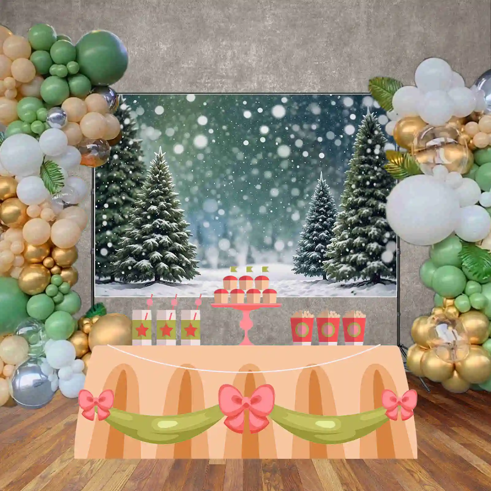 Moon.qg-子供のための雪の緑のクリスマスの背景、ボケの森の木、屋外の背景、カスタムパーティーの装飾、写真撮影の小道具、冬