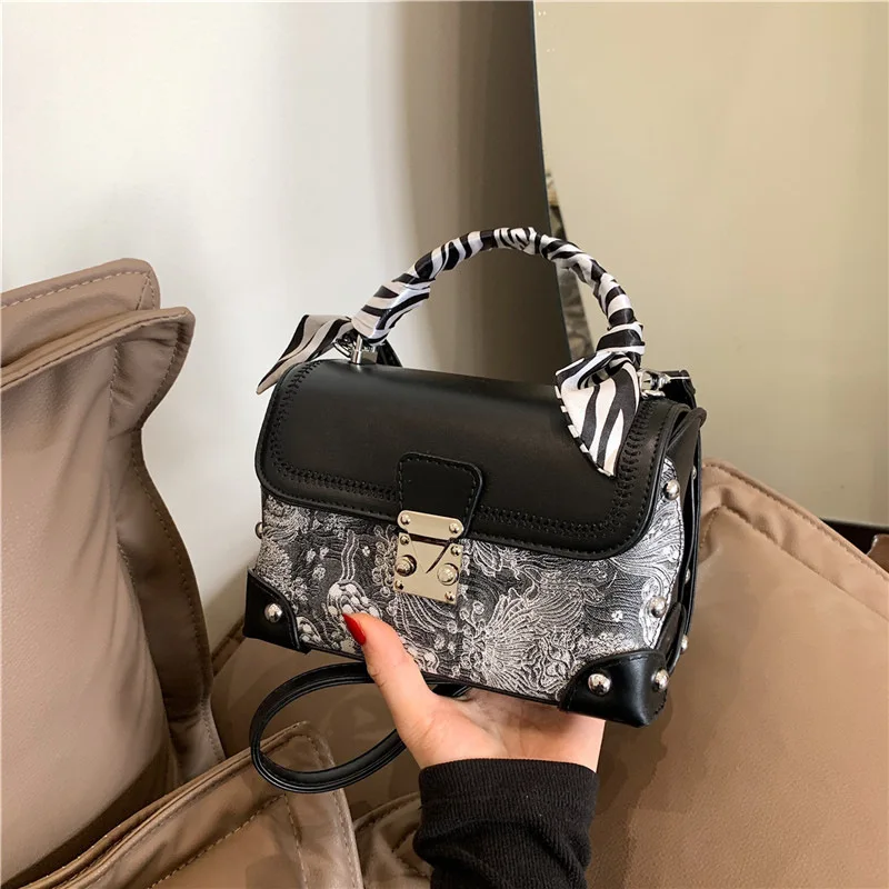 

Модная сумка-коробка 2025, шикарная женская сумка через плечо, минималистичная сумка через плечо, универсальная сумка «день-ночь», текстурированная сумка-слинг