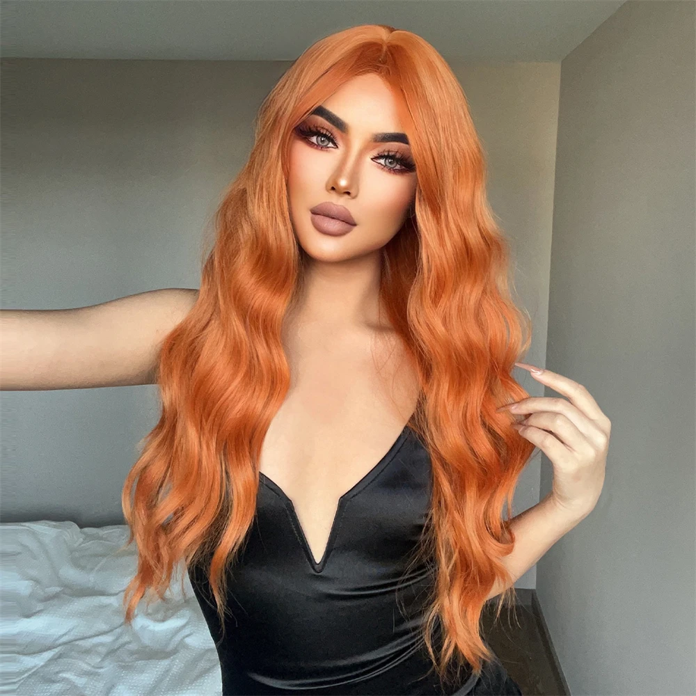 Copper Ginger Orange Long Water Wave Synthetic Wigs with Bangs for Women Cosplay Party Curly Wave Hair Wig Heat Resistant Fiber