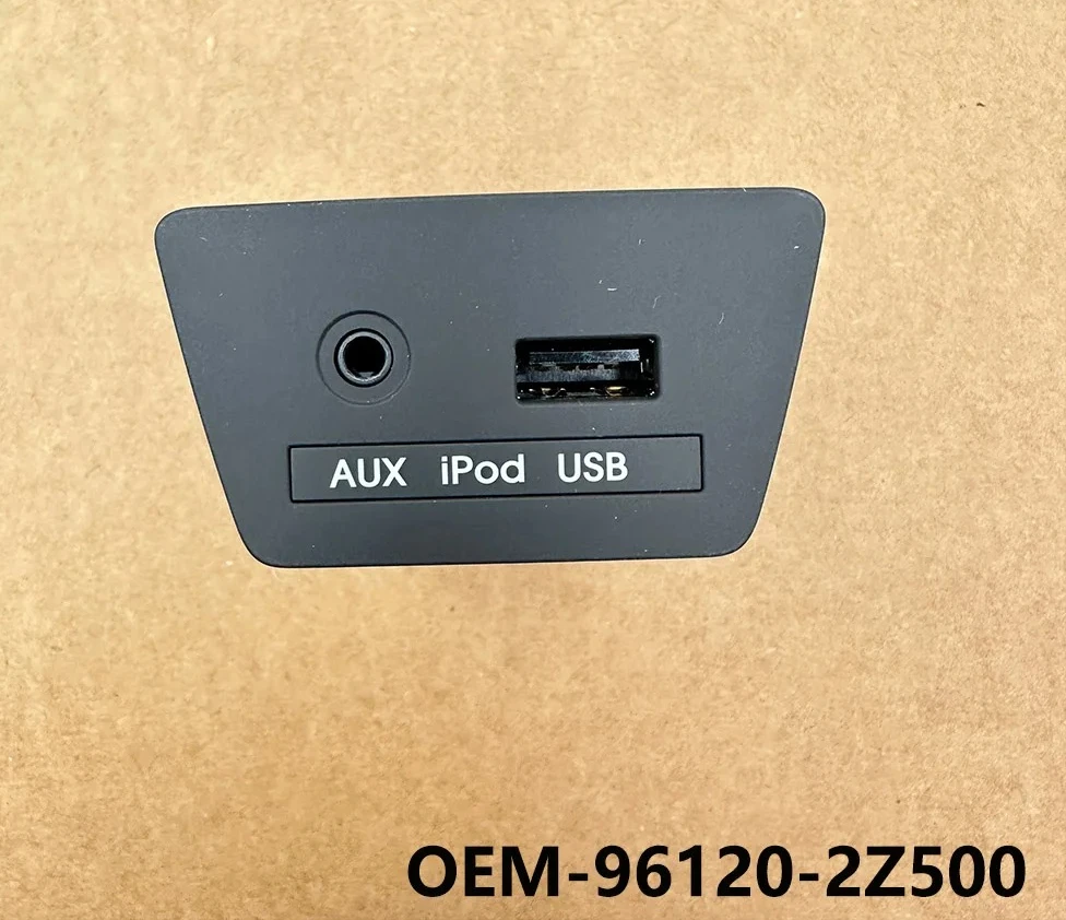 

96120-2Z500 USB Reader iPod AUX Port Adapter for HYUNDAI Tucson ix35 2010-2015