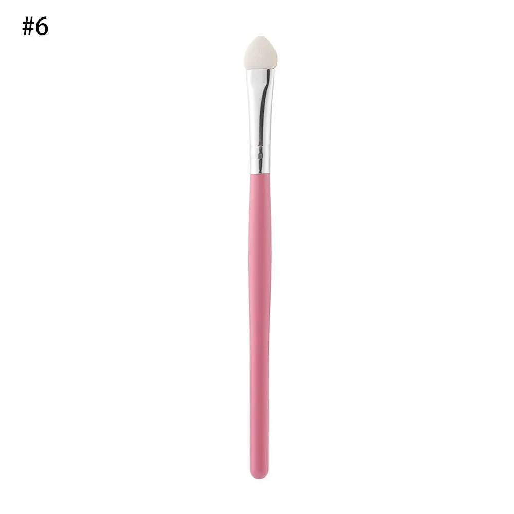 อุปกรณ์แต่งหน้า แปรงแต่งหน้า แปรงอายแชโดว์ แปรงเขียนคิ้ว อุปกรณ์แต่งหน้า อายไลเนอร์