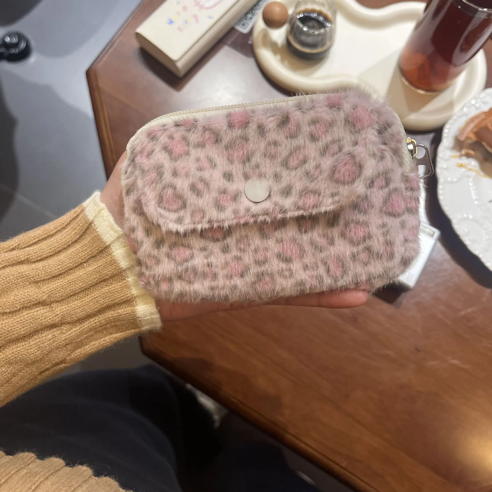 محفظة نقود معدنية بطبعة الفهد الوردي، حقيبة تخزين كاميرا حلوة لطيفة، حقيبة بطاقات محمولة ذات سعة كبيرة، حقيبة مكياج لأحمر الشفاه للسفر #5