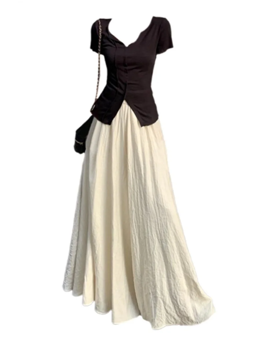 

Женский комплект больших размеров: футболка с V-образным вырезом и коротким рукавом, брюки с высокой талией и широкими штанинами. Летний комплект для стройности в стиле Pure Desire Spicy Girl.