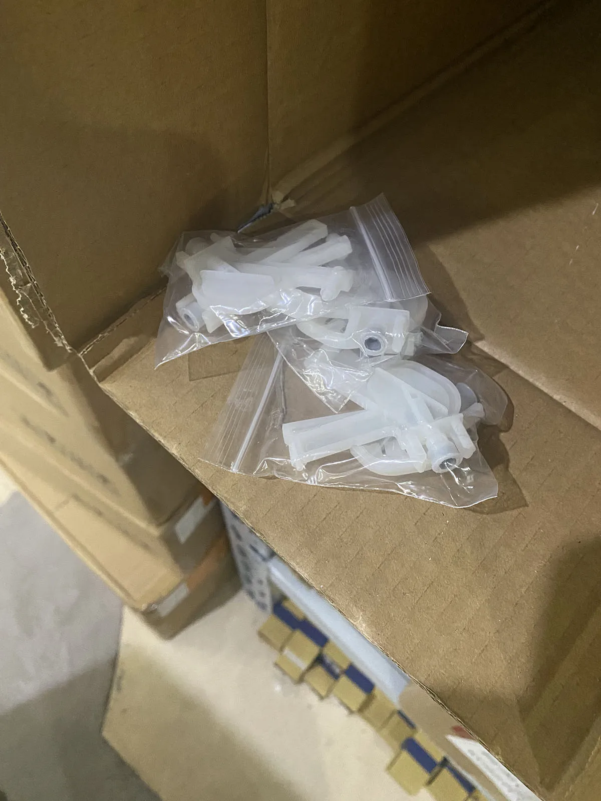 

10pcs F138040 F138050 printer Ink damper for Epson Stylus Pro 7600 9600 R2100 R2200 7 colors eco solvent print head ink dumpers