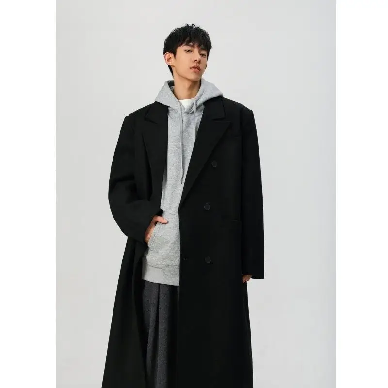 

Wool Blend Coats Winter Vintage Mans Fall Autumn Seasonal Harvest Foliage Transitional Medium Practical Functional Versatile Ins