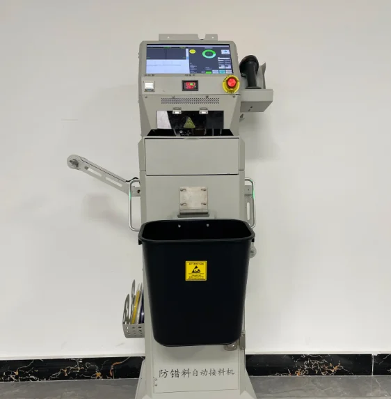 Macchina per l'assemblaggio PCB Macchina per la raccolta e il posizionamento SMT Giuntatrice automatica