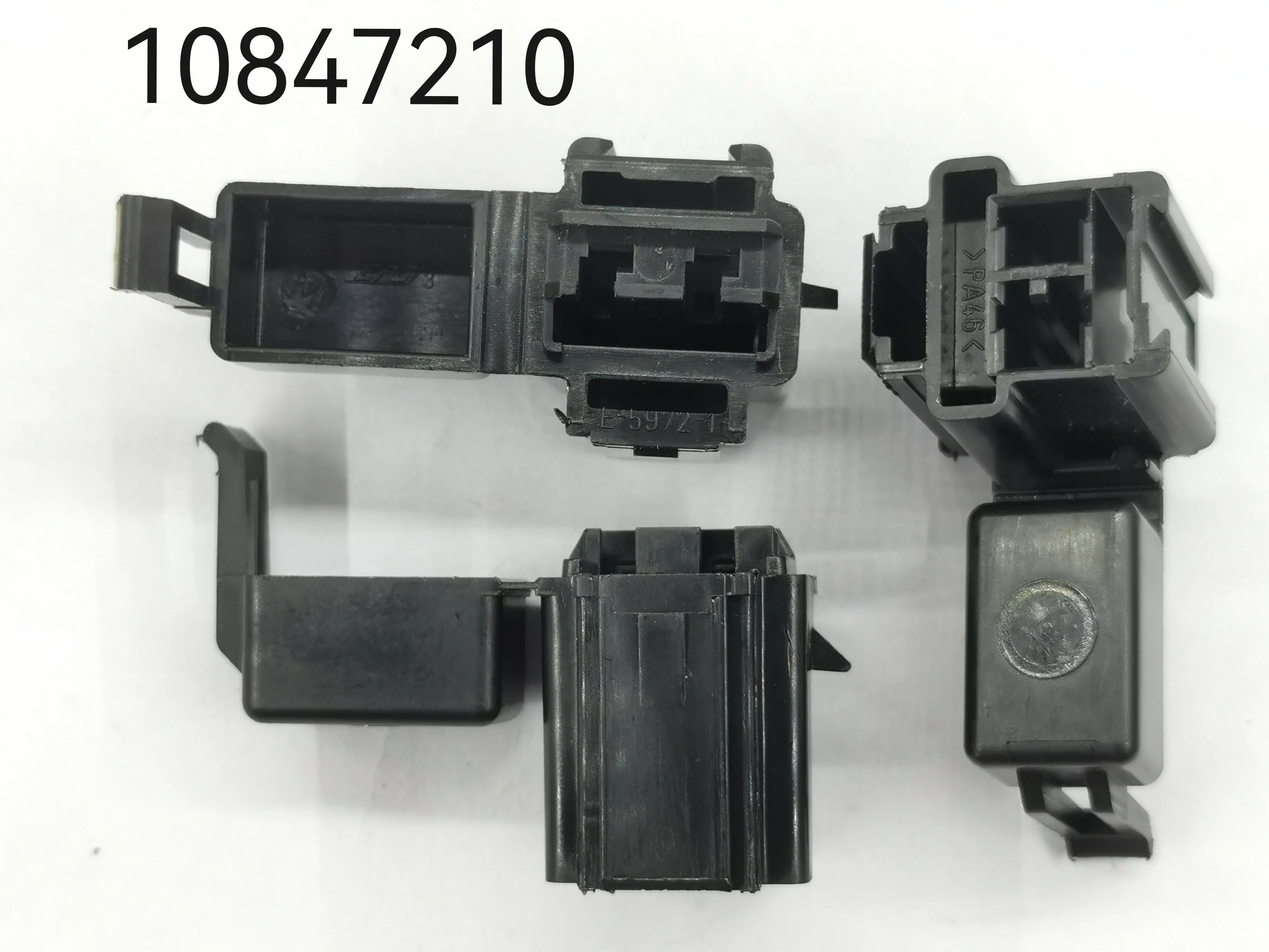 

original connector E-5972-1 10847210