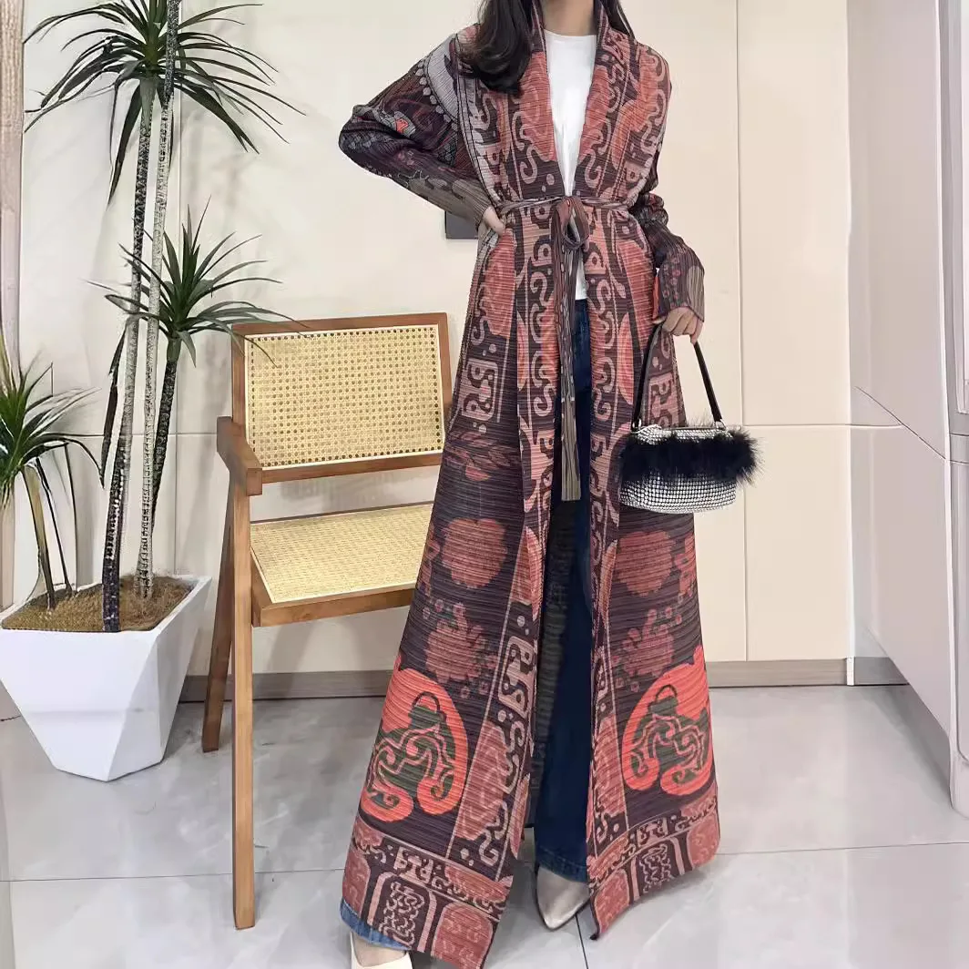 

Miyake Pleated Print Foldable Collar Long Sleeved Trench Coat for Women 2024 New Winter Original Designer Fashion Cardigan Dress