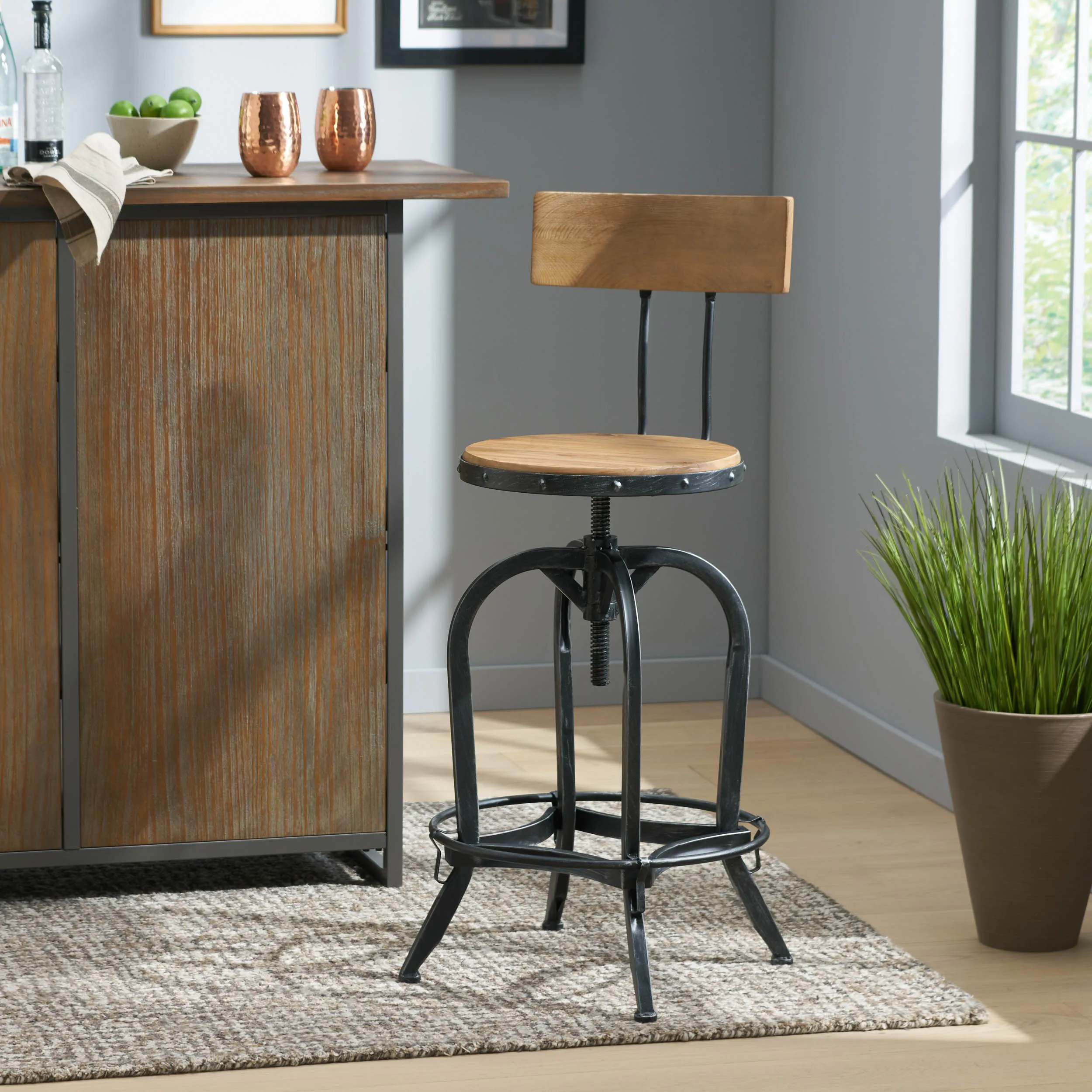 The barstool is avant-garde and can be adjusted and rotated with any home bar for easy operation of the kitchen stool