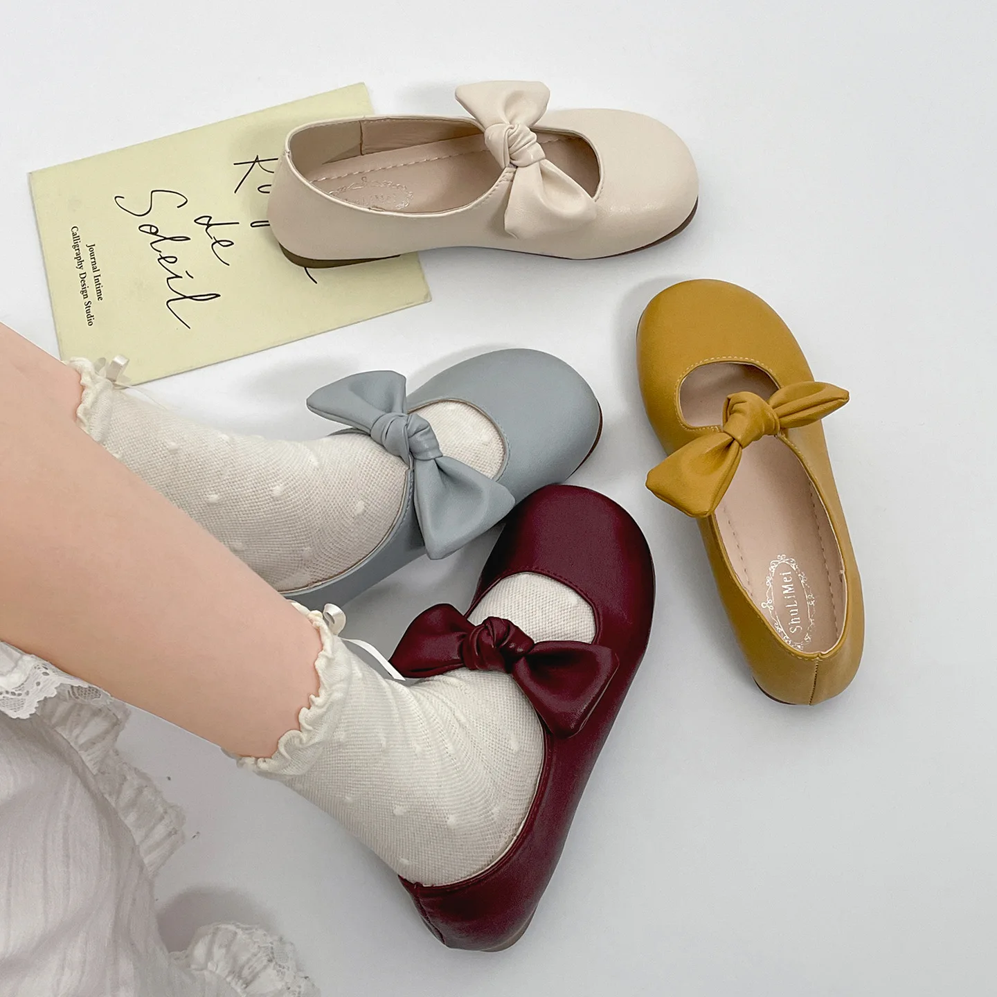 

Туфли на низком каблуке, женские туфли на плоской подошве, платье с неглубоким носком, резиновые туфли из искусственной кожи с неглубоким носком, туфли на низком каблуке, женские туфли на плоской подошве, резиновое платье