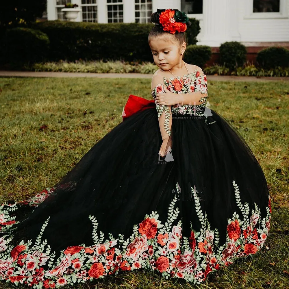 

Black Toddler Pageant Party Dresses Scoop Emboirdery Appliqued Flower Girls Dresses Customized Kids Prom Gowns