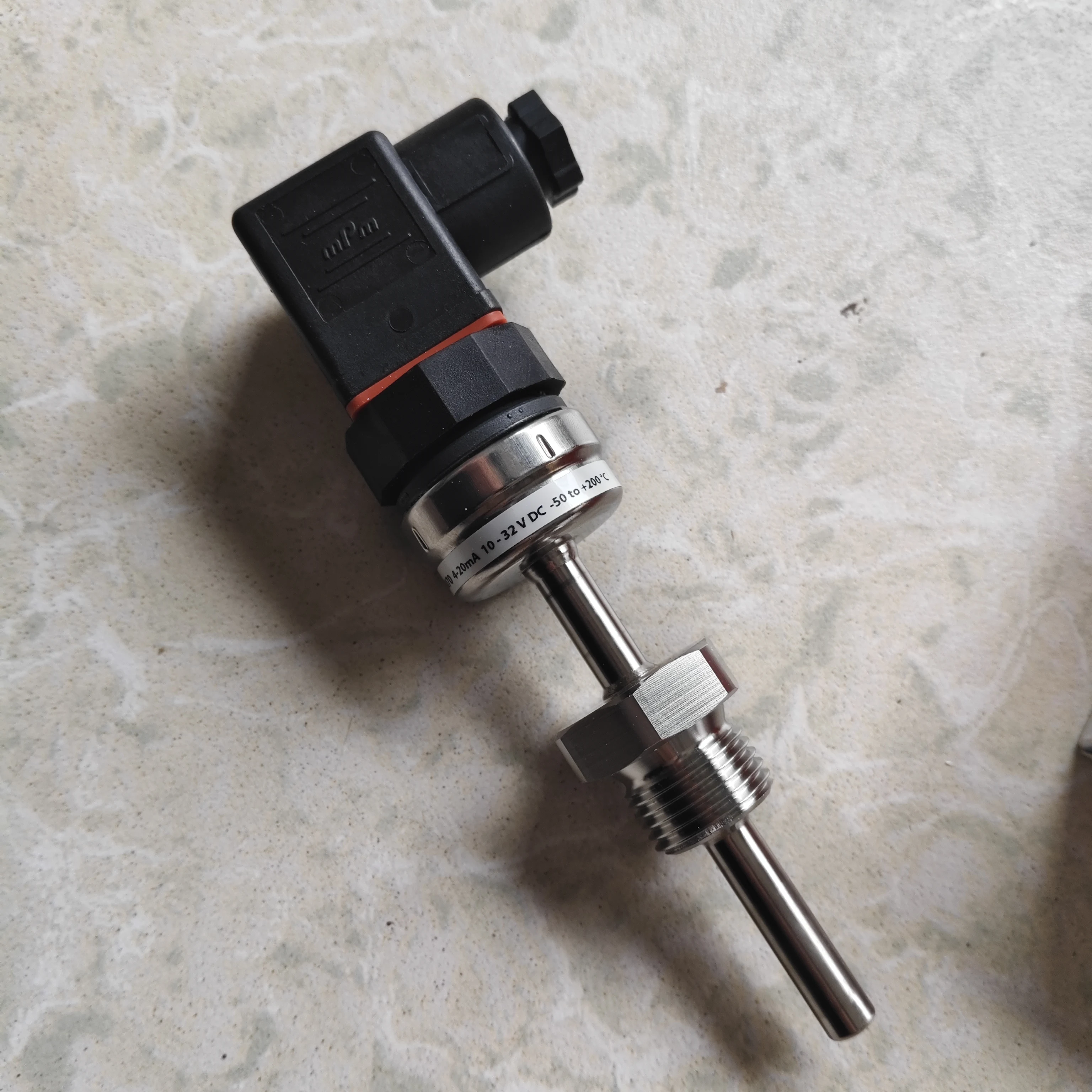 

Датчик температуры Danfoss MBT3560 084Z4070