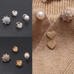 Color Pearl Style Decorative Brooch Charm Accessories Anti-Exposure Neckline Buckle Heart Brooch Pearl Brooch Cardigan Pin