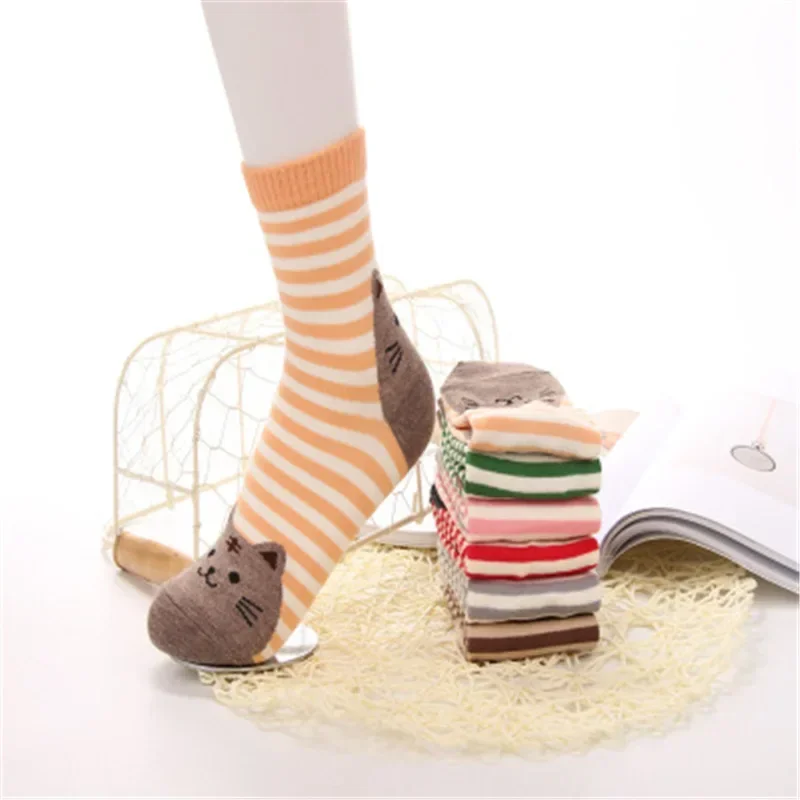 3Pairs/lot New Fashion Women Socks Cartoon Cat Footprints 3D Animals Style Striped Kawaii Sock Lady Floor Meias Socks for Female