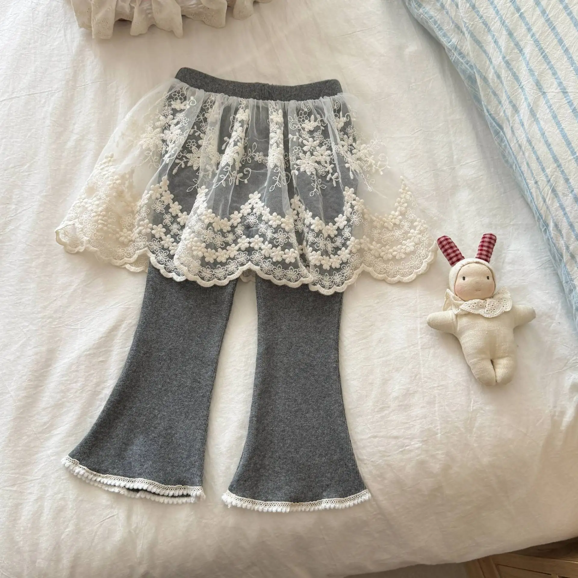 Sweet Beauty Lace Leggings Fart Curtain Spring Autumn Winter Girls' Fake Two-piece Half Skirt Slightly Flared Skirt Pants