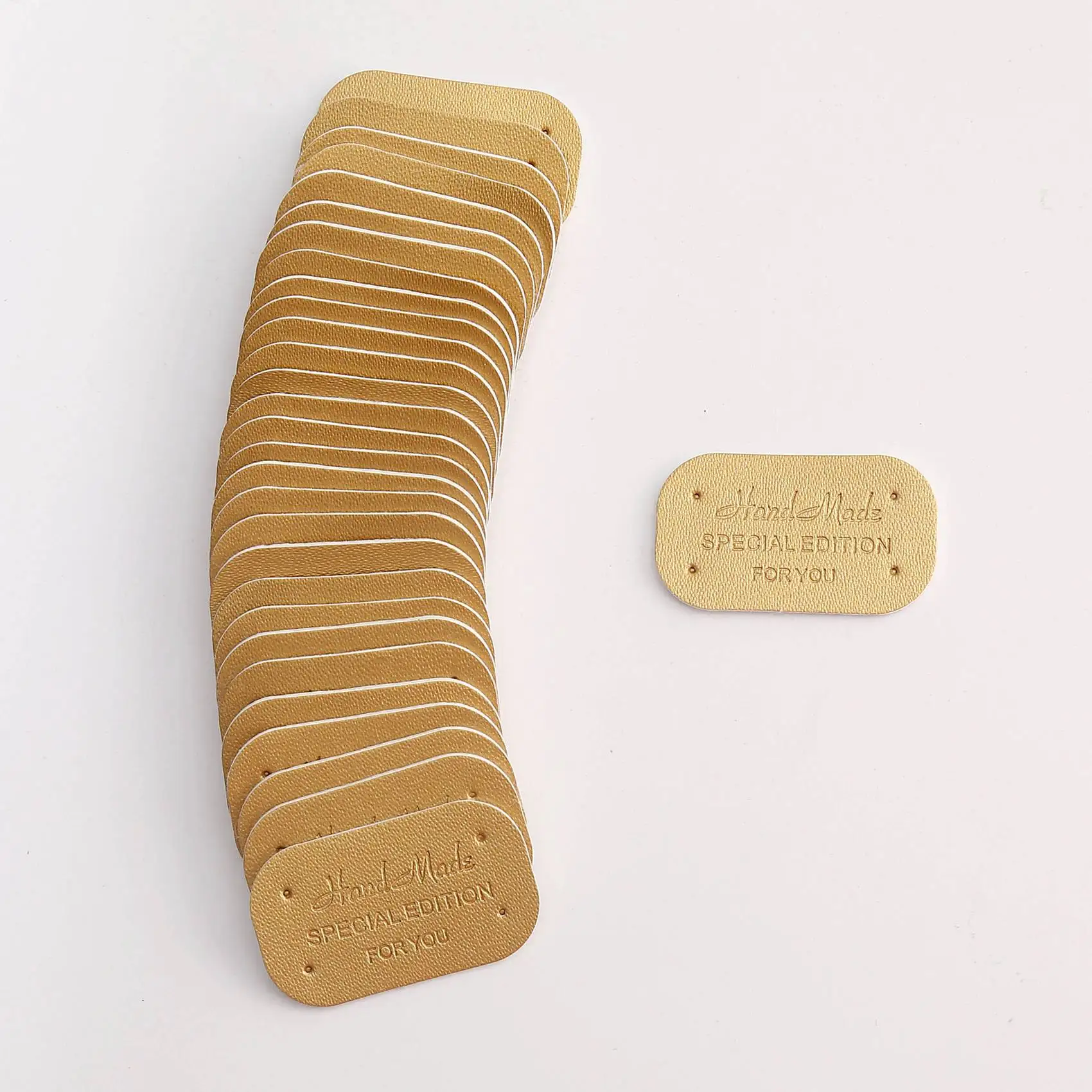 

L55A-100Pcs Faux Leather Tags For Clothes Handmade Gift Handcraft Faux Leather Labels DIY Sewing Tags Garment Accessories