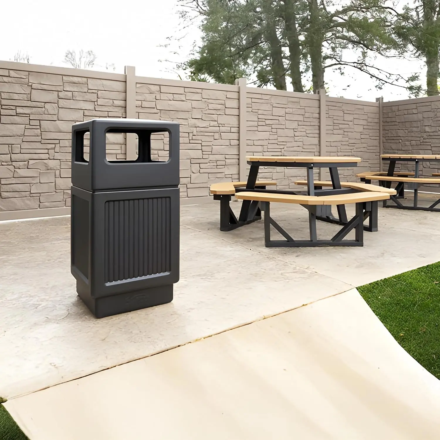Indoor Outdoor Trash Can, Large Commercial Waste Receptacle Container, Heavy Duty Garbage Bin With Solid Bottom Panel And Secure Lid, Modern Utility Wastebasket, Black, 1 Piece Set