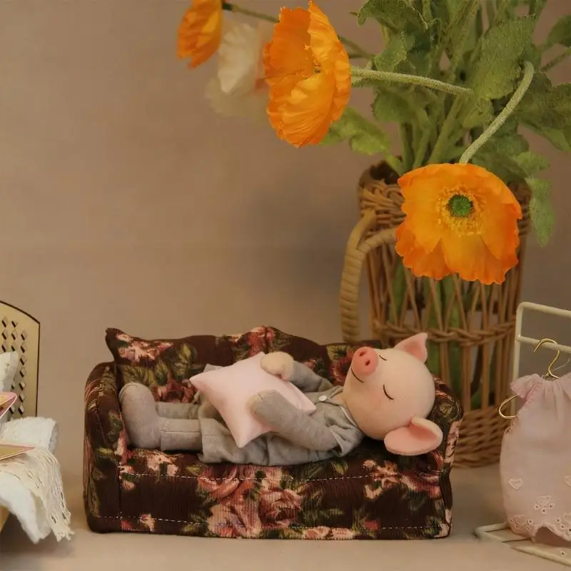 

1/12 Miniature Sofa for Doll House Furniture with Antique Print for Kids Role Play Game Living Room Scene Display Props A2UB