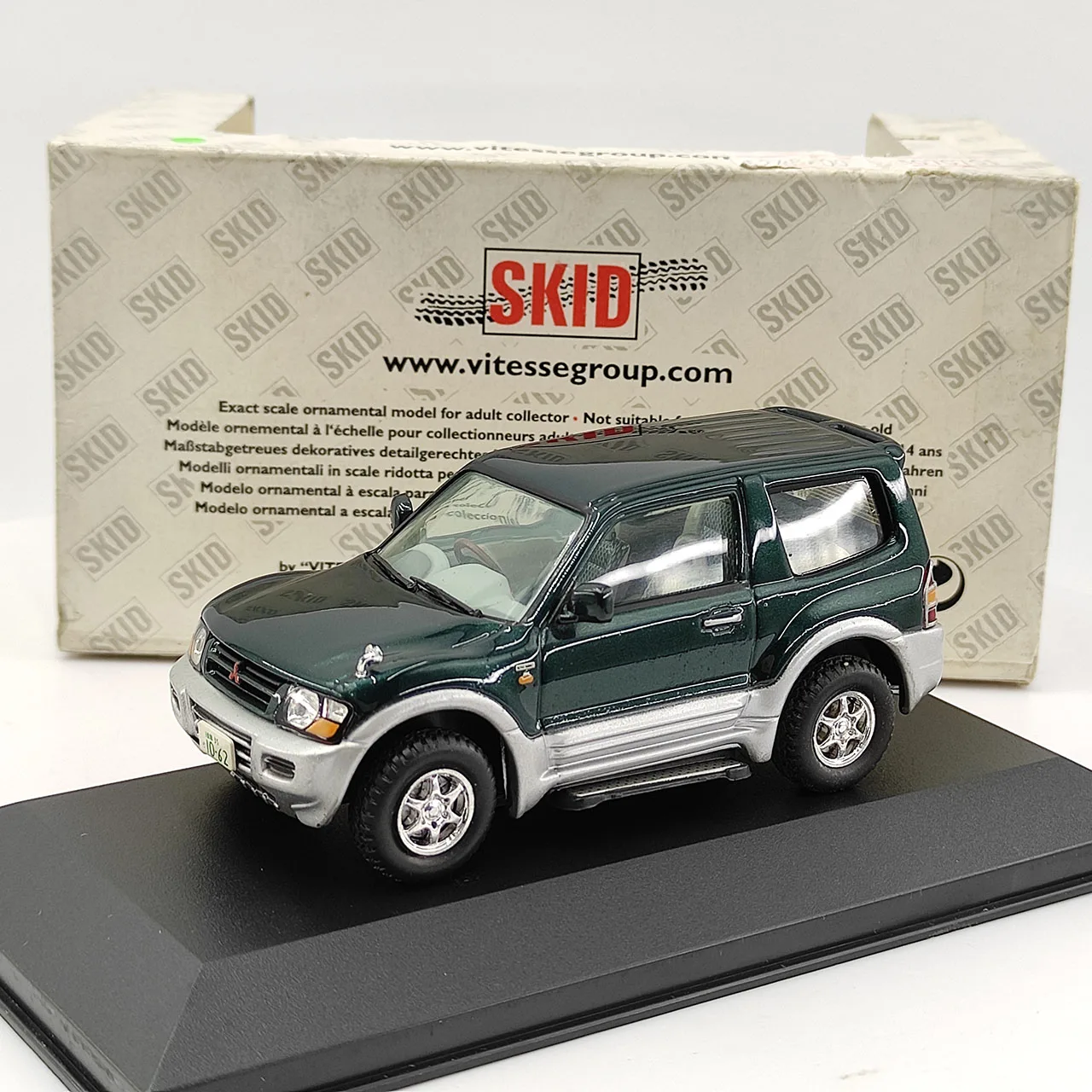 

Дефектная литая под давлением SKID масштаб 1:43 Mitsubishi Pajero, модель автомобиля из сплава, Коллекционная игрушка, подарок, сувенир, демонстрационный орнамент