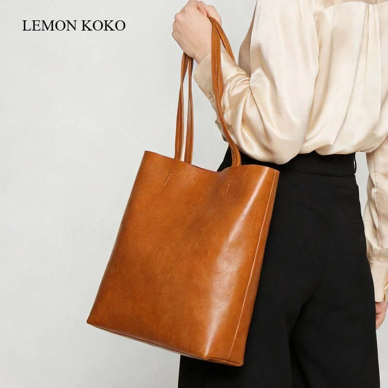 LEMON KOKO Shoulder Bag Leather Oil Wax Women's Bag Simple Large Capacity Tote Bag Fashion Commuter Bucket Bag Handbags