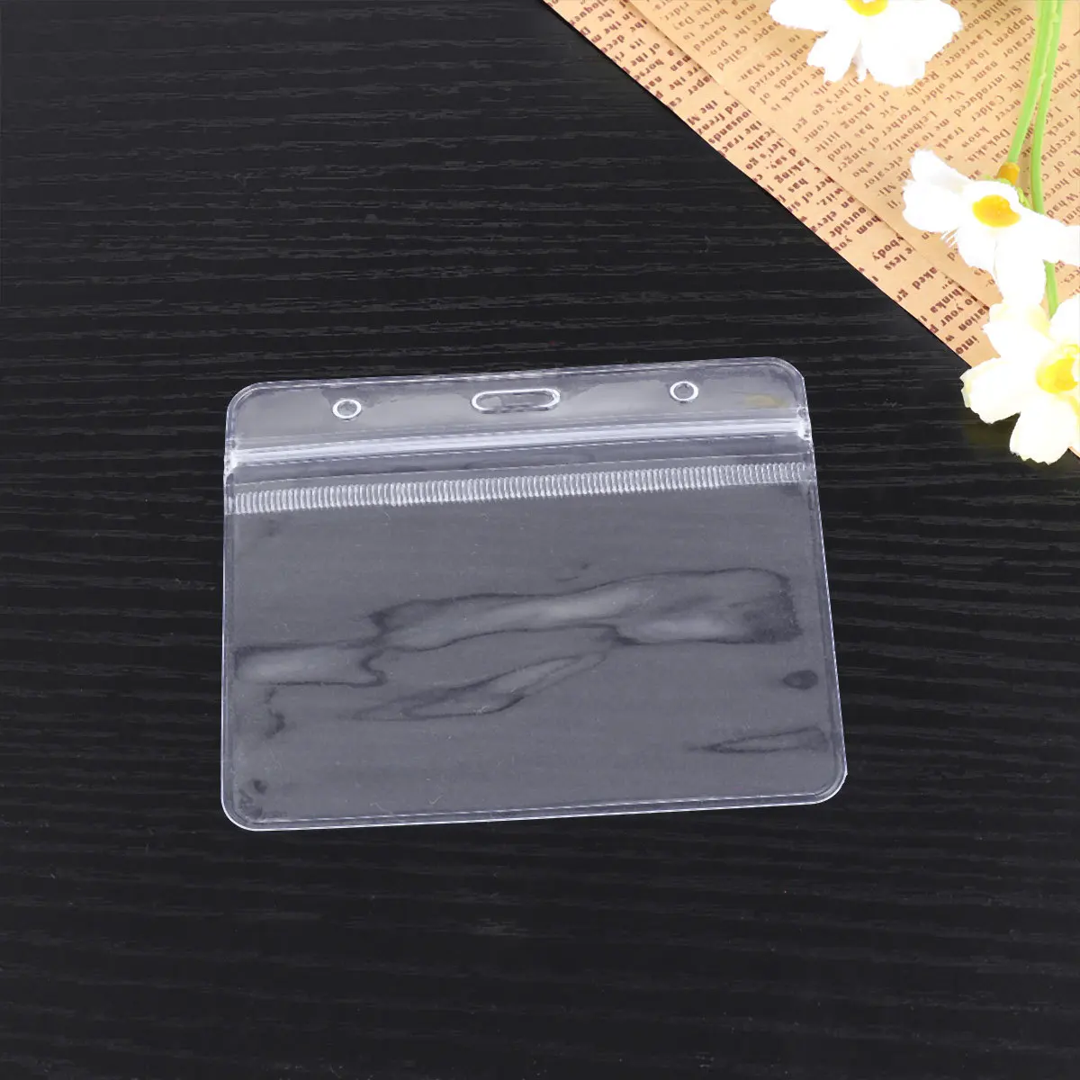 100 pcs Tempat Kartu Identitas Tahan Air PVC Transparan Label Nama Untuk Kerja Sekolah Perjalanan Anti Debu Klip Pengaman Termasuk Kartu Identitas