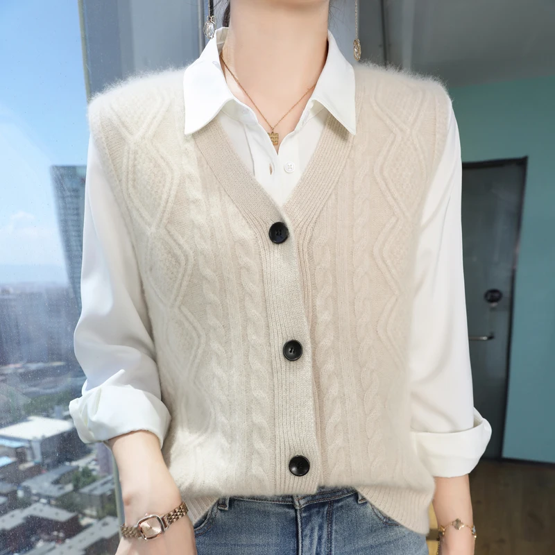 New hot selling women's V-neck vest fashionable slim fit knitted women's sleeveless cardigan sweater short jacket wool vest