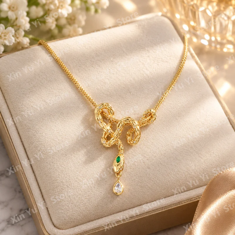 collar-con-colgante-de-serpiente-dorada-para-mujer-con-cristal-de-ojo-verde-en-forma-de-lagrima-un-accesorio-de-moda-de-estilo-vintage-y-gotico-ideal-para-complementar-cualquier-atuendo