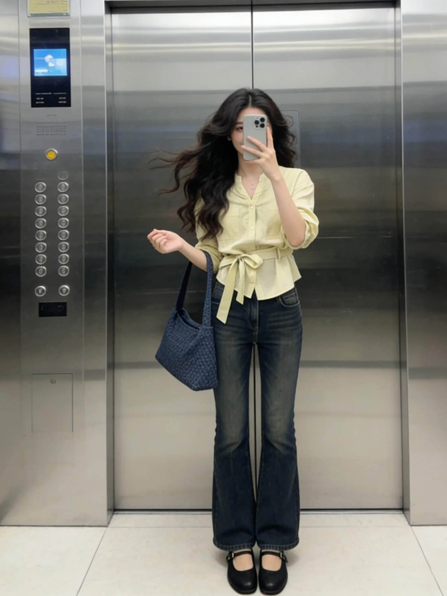 

Желтая женская рубашка с поясом на талии, с длинным рукавом, приталенная, весна-осень 2026, новый стиль, повседневная, с V-образным вырезом, из тонкой ткани, для офиса