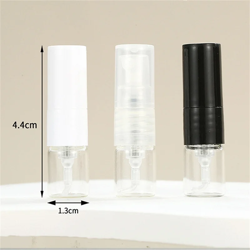 Opakowanie zbiorcze 50/100/200 szt. Butelki z czarnego szkła 1ML z rozpylaczem, wielokrotnego użytku, z drobnym rozpylaczem do perfum, do bezpośredniego napełniania, pojemniki na próbki.