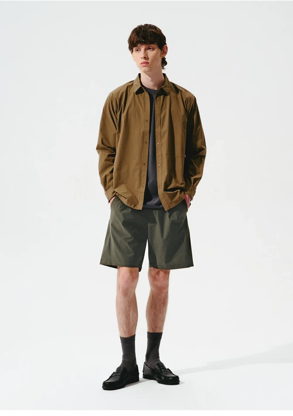 GDW Outdoor Function Anti-tear and Water-splashing Loose Casual Sports Shorts Goldwin