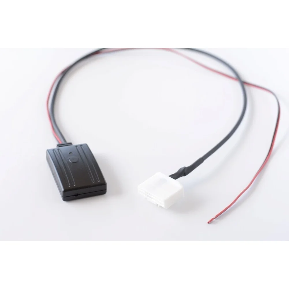 Hands-Free Car Kit BT Music Receiver ABS Material Construction 24Pin Interface Type Stable Wireless Connection 35 Grams
