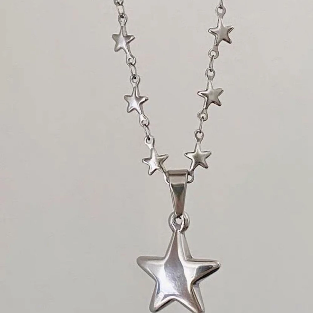 Steampunk Silver Plated Chain of Stars Celestial Charm Pendant Necklace Y2K Grunge Puffy Star Necklace for Women Punk Jewelry