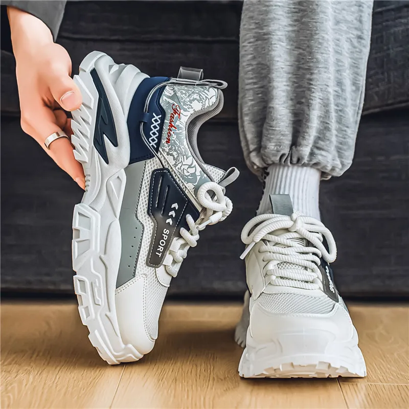 Thick Sole Breathable Skid Plate Shoes 2025 Autumn Hot Selling Men Footwear Fashion Comfortable Mixed Colour Outsole Sneakers 44
