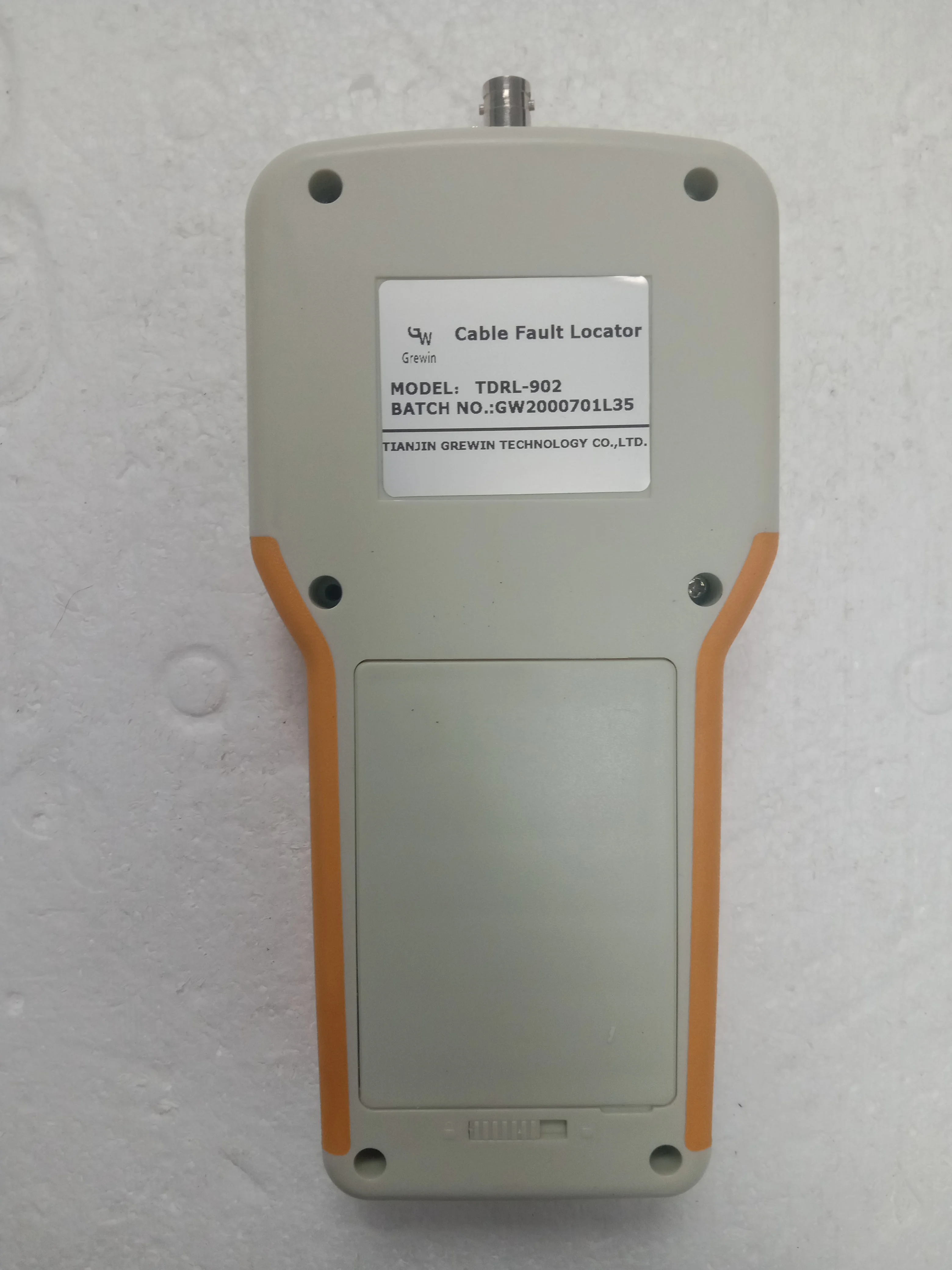 Comunicación portátil de alta precisión Forma de onda digital Baja voltaje para longitud de cable y velocidad de onda CABLE HANDAL FAULT LOCATOR