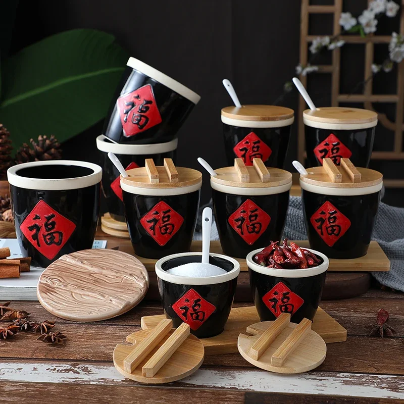 

Creative Small Fu Word Cylinder Small Sauce Jar Fu Cylinder Small Ceramic Pot Seasoning Seasoning Cylinder