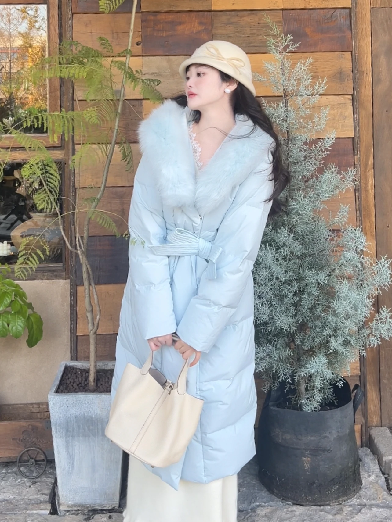 

Синее пуховое пальто с меховым воротником, длинное, теплое, с капюшоном, утепленное, женская верхняя одежда, французский стиль, утолщенное, с белым пуховым наполнителем