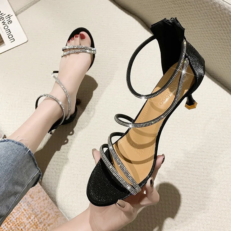 Low Sandals Woman Leather Low-heeled Rome Slides PU Fabric Hoof Heels Rubber Low Sandals Woman Leather Low-heeled Rome Rubber