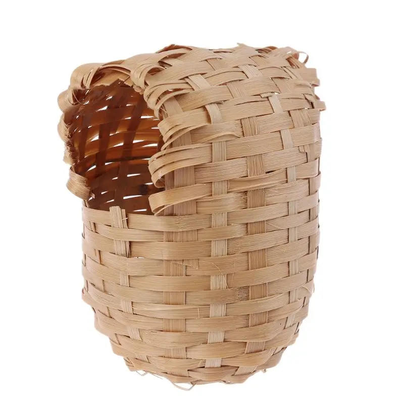 Hanging Bird Natural Bamboo Nest for Outdoors Finch Shelters for Garden