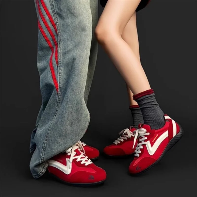 2026new comfortable and fashionable popular unisex couple shoes,autumn thick soled fashionable casual board shoesGerman training